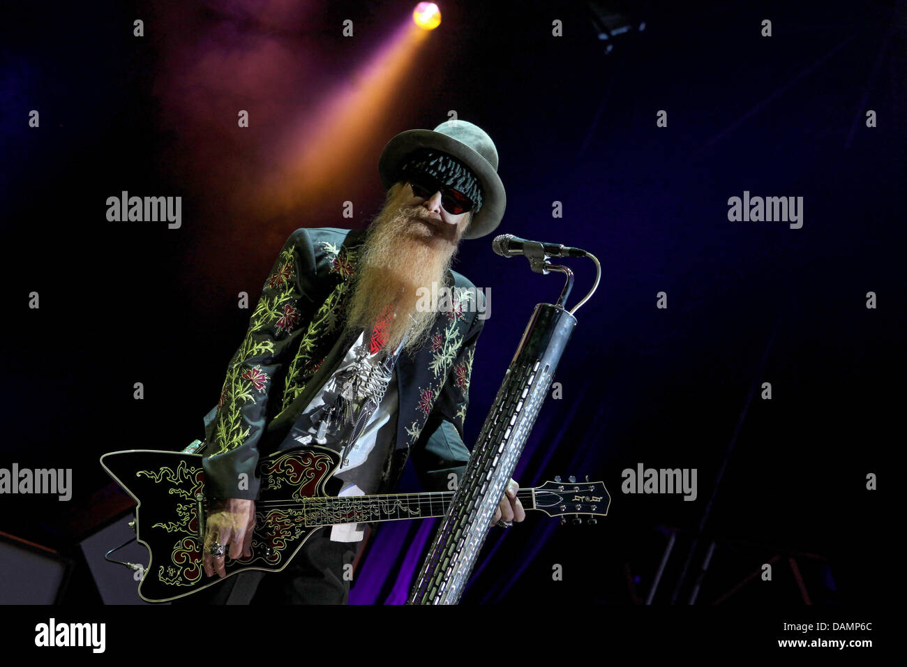 American rocker Gibbons Billy American rocker Gibbons Billy
