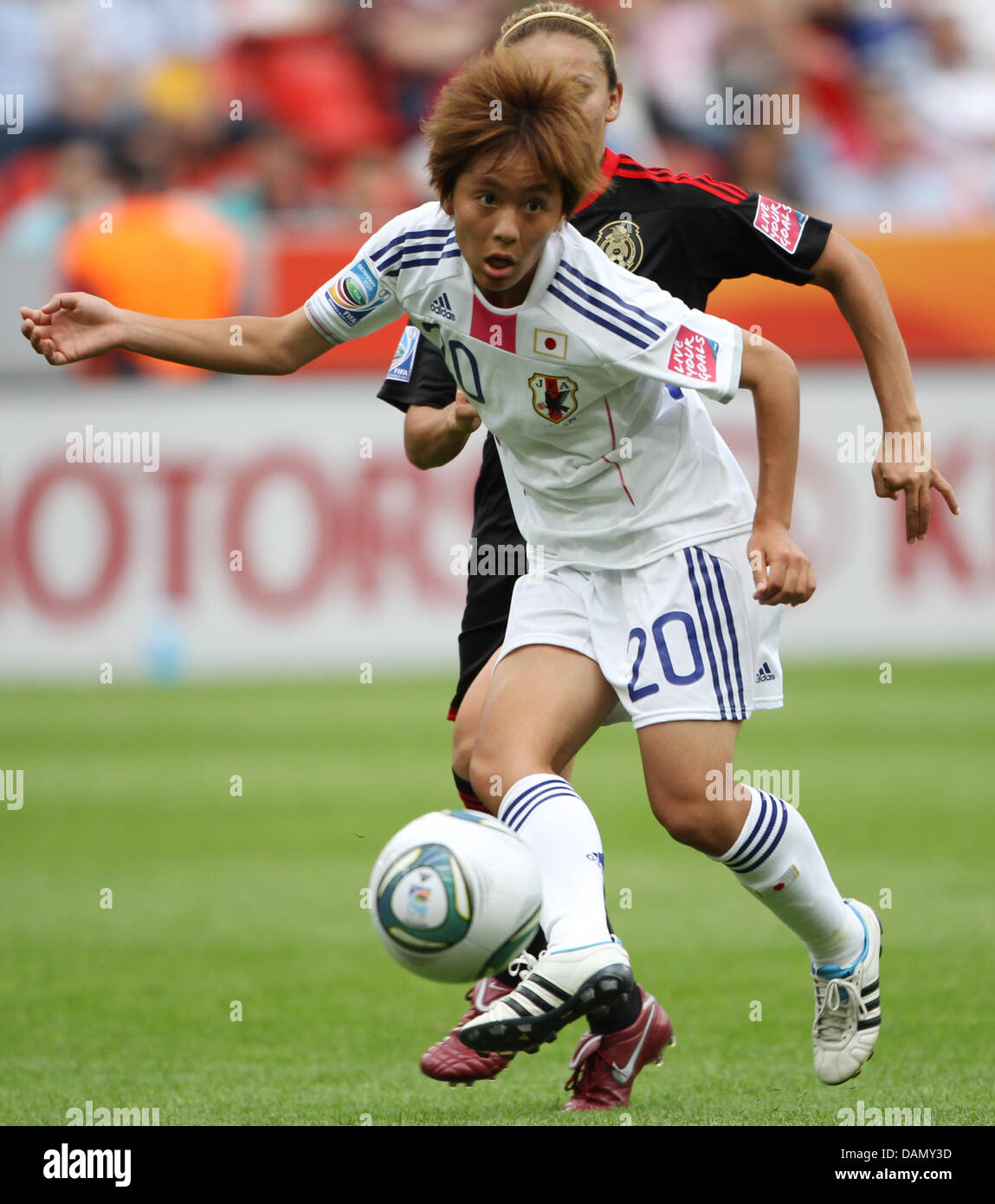 Mana iwabuchi hi-res stock photography and images - Alamy 