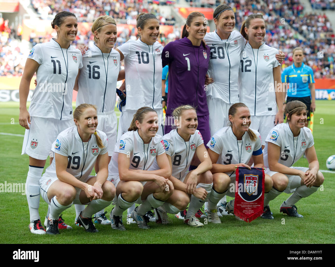 The US-Team - (l-r) Alex Krieger, Rachel Buehler, Lori Lindsey, Heather O'Reilly, Carli Lloyd, Amy Rodriguez, goalkeeper Hope Solo, Christie Rampone, Abby Wambach, Lauren Cheney and Amy le Peilbet - during the Group C match USA against Colombia of FIFA Women's World Cup soccer tournament at the Rhein Neckar Arena in Sinsheim, Germany, 02 July 2011. Foto: Uwe Anspach dpa/lsw Stock Photo
