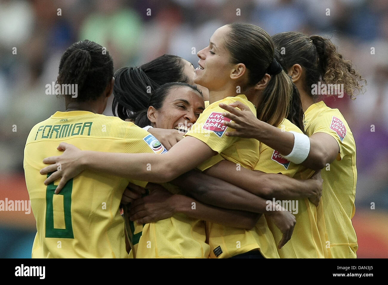 Erika (2nd R) of Brazil celebrates with team mates after scoring the 01-1  during the Group D match Equatorial Guinea against Brazil of FIFA Women's World Cup soccer tournament at the FIFA Women's World Cup Stadium in Frankfurt, Germany, 06 July 2011. Foto: Fredrik von Erichsen dpa/lhe  +++(c) dpa - Bildfunk+++ Stock Photo
