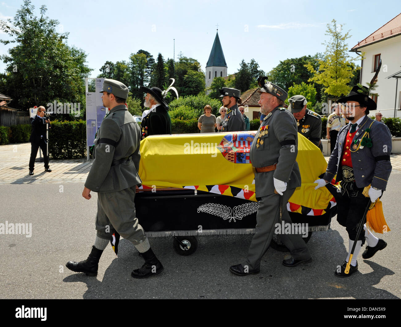The coffin of Otto von Habsburg is conveyed from the Church of St
