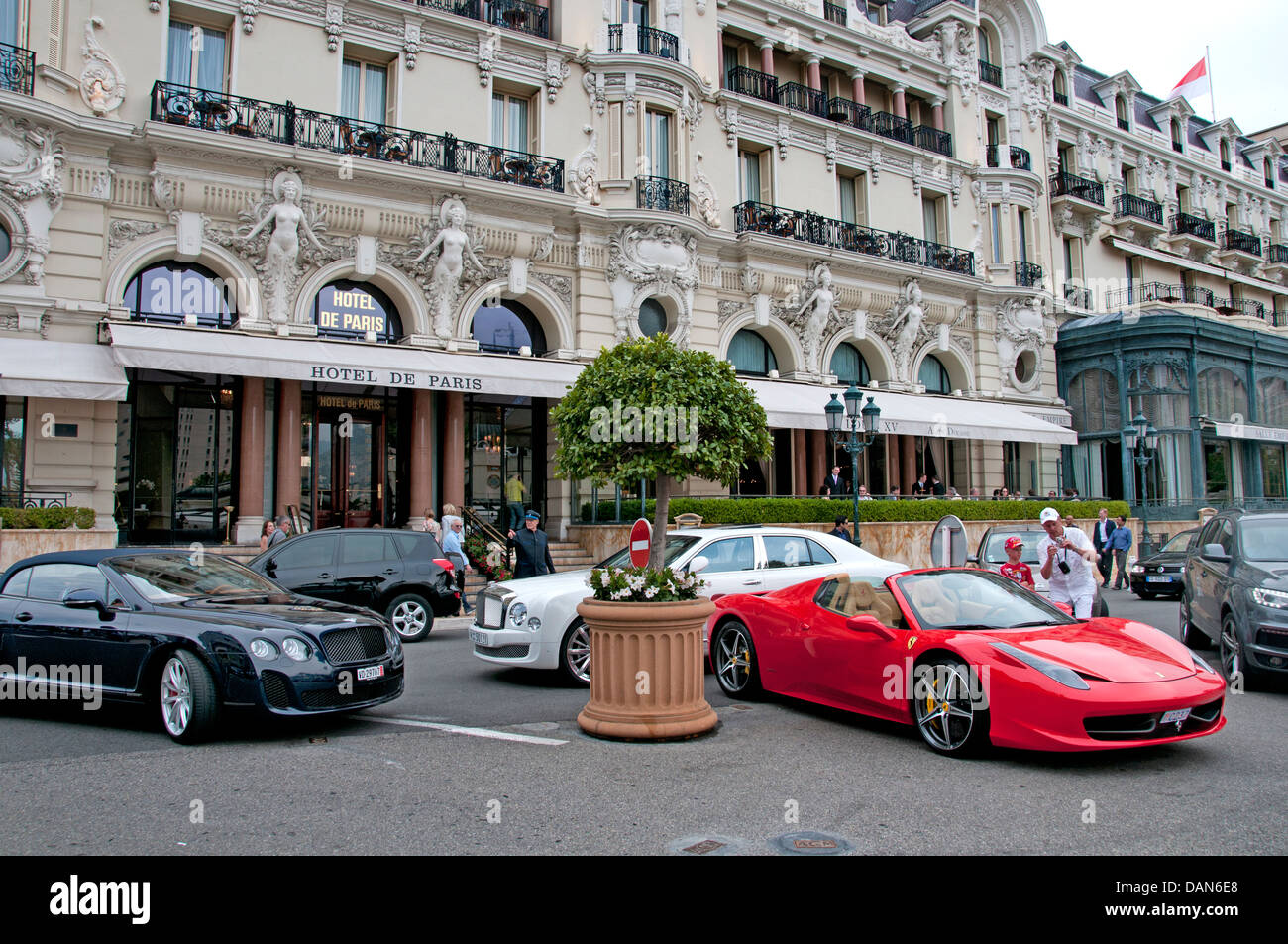 Hotel de Paris - Le Louis XV opposite of Grand Casino Monte Carlo  Principality of Monaco Luxury cars Bentlee Mercedes Ferrari Stock Photo -  Alamy