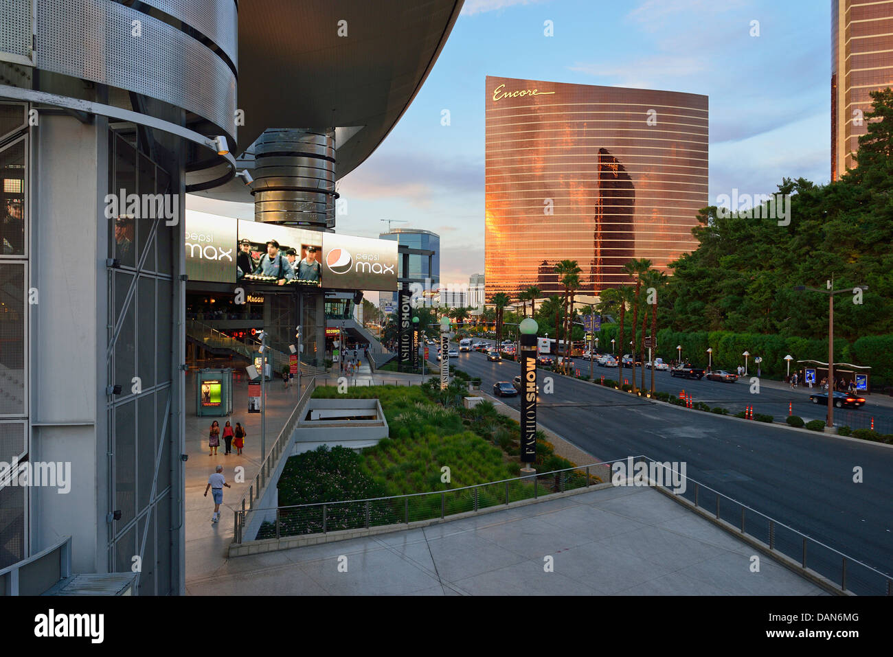 USA, Nevada, Las Vegas, Entrance to Fashion Show Mall Stock Photo Alamy