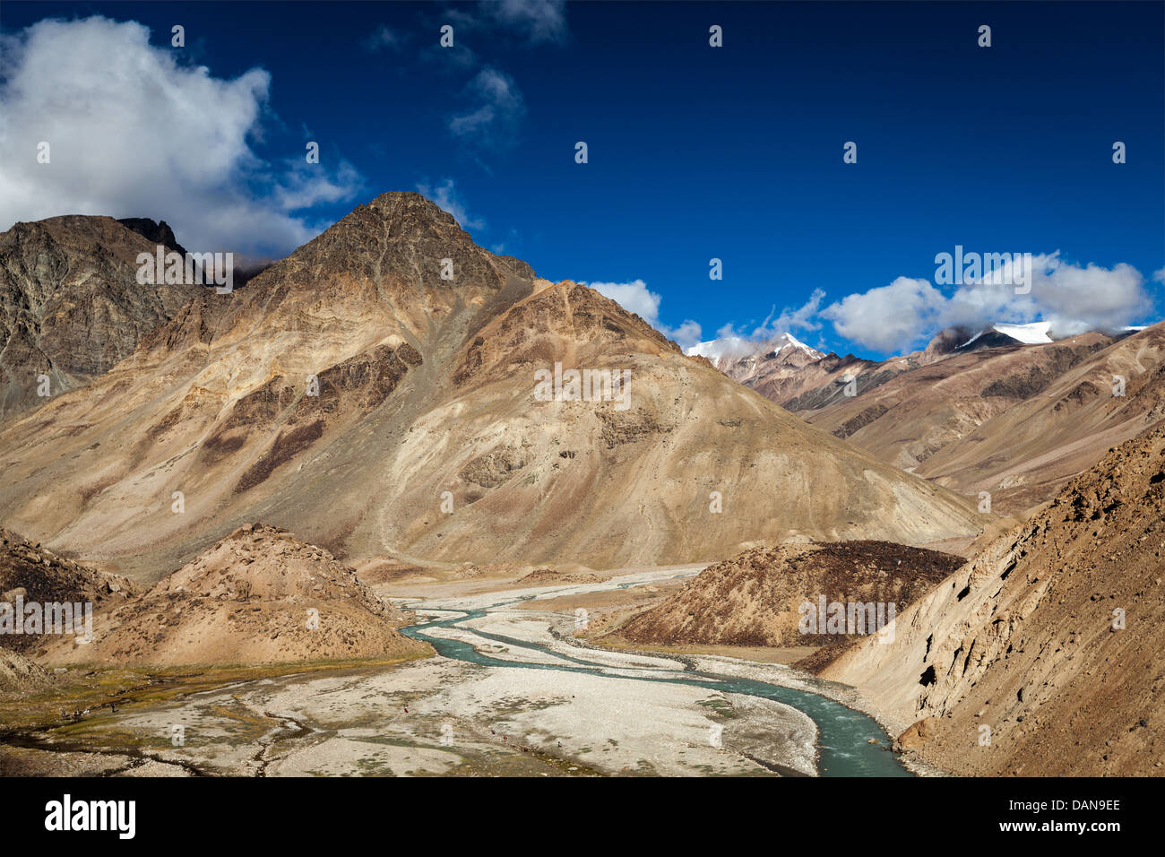 Himalayan landscape in Himalayas near Baralacha La pass. Himachal Pradesh, India Stock Photo