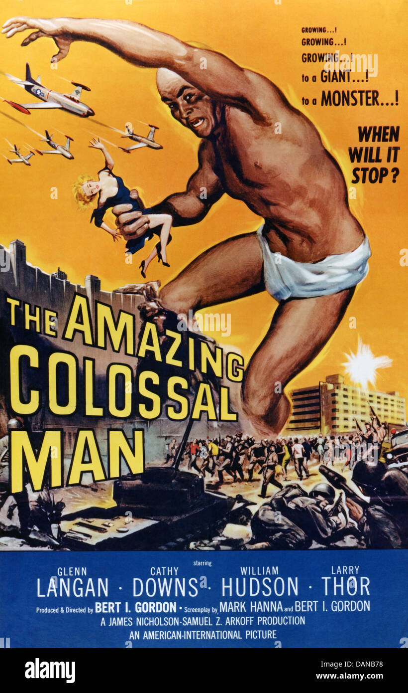 THE AMAZING COLOSSAL MAN (1957) POSTER GLENN LANGAN, BERT I GORDON (DIR) AMCM 002 MOVIESTORE COLLECTION LTD Stock Photo