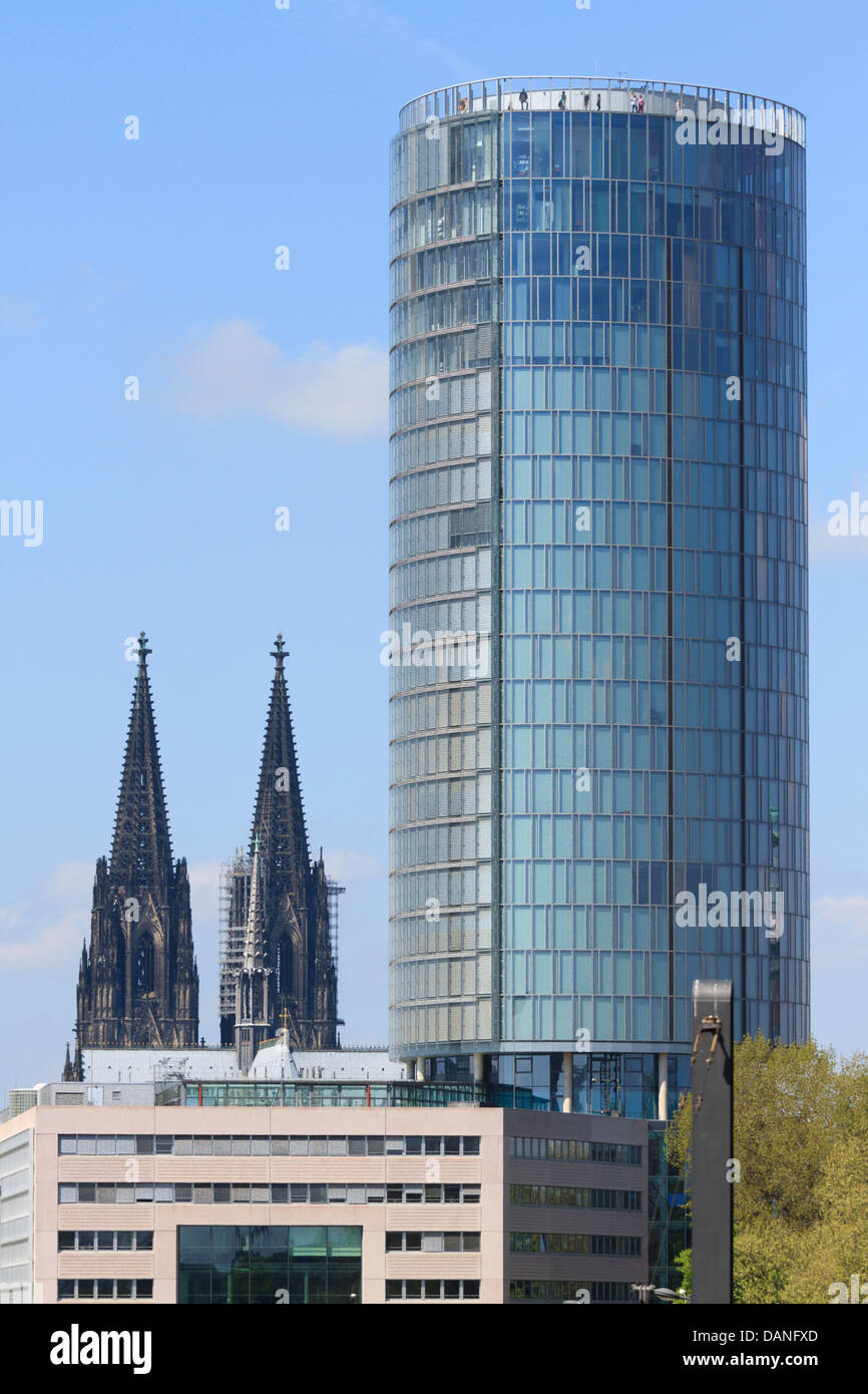 Cologne Cathedral Dom and KölnTriangle (formerly also known as LVR-Turm) is a 103.2 metres (339 ft) tall building in Deutz, Colo Stock Photo
