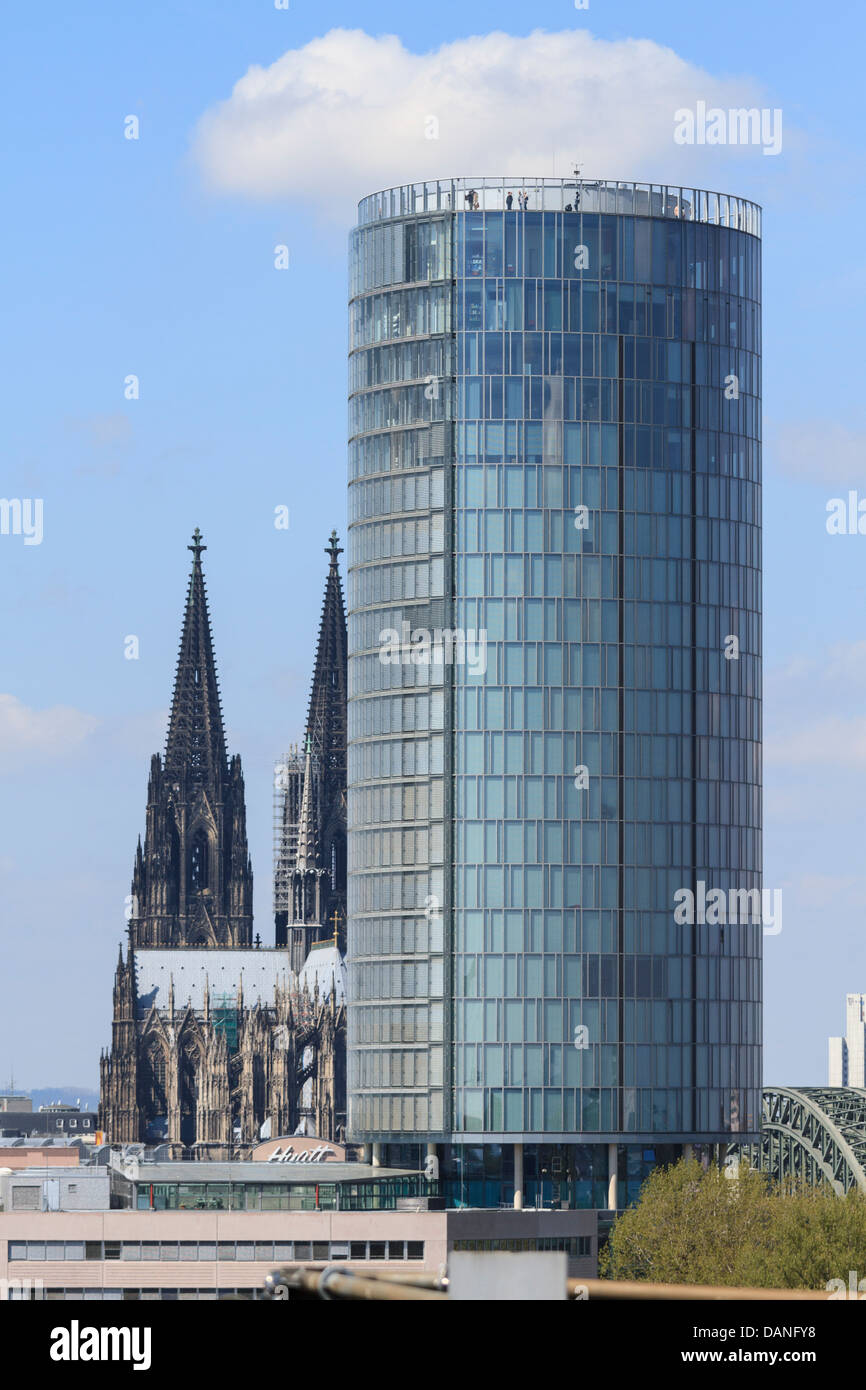 Cologne Cathedral Dom and KölnTriangle (formerly also known as LVR-Turm) is a 103.2 metres (339 ft) tall building in Deutz, Colo Stock Photo