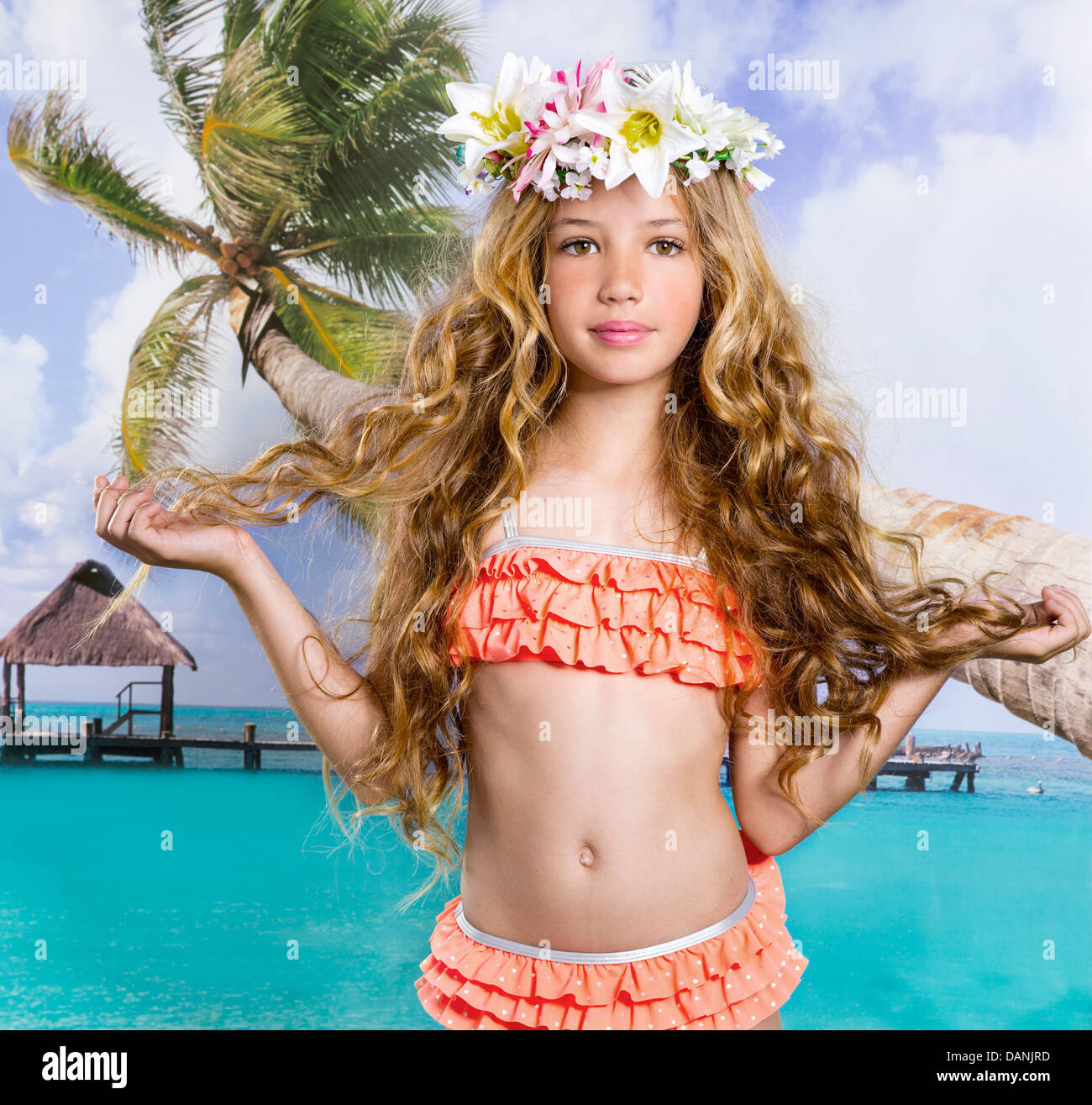 domineren Spectaculair compleet Child girl bikini fashion hi-res stock photography and images - Page 3 -  Alamy