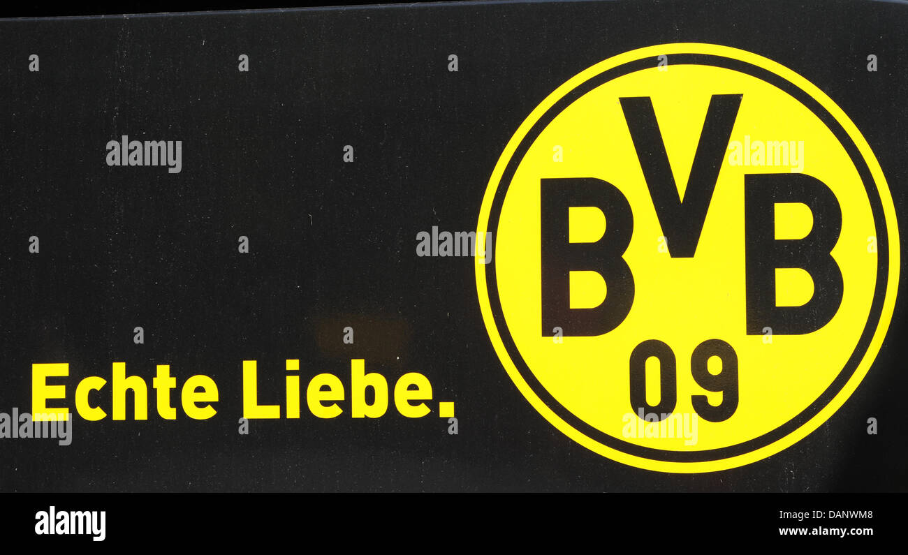 'True love' stands on the back of Borussia Dortmund's team bus at the team's training camp in Bad Ragaz, Switzerland, 11 July 2011. Photo: PATRICK SEEGER Stock Photo