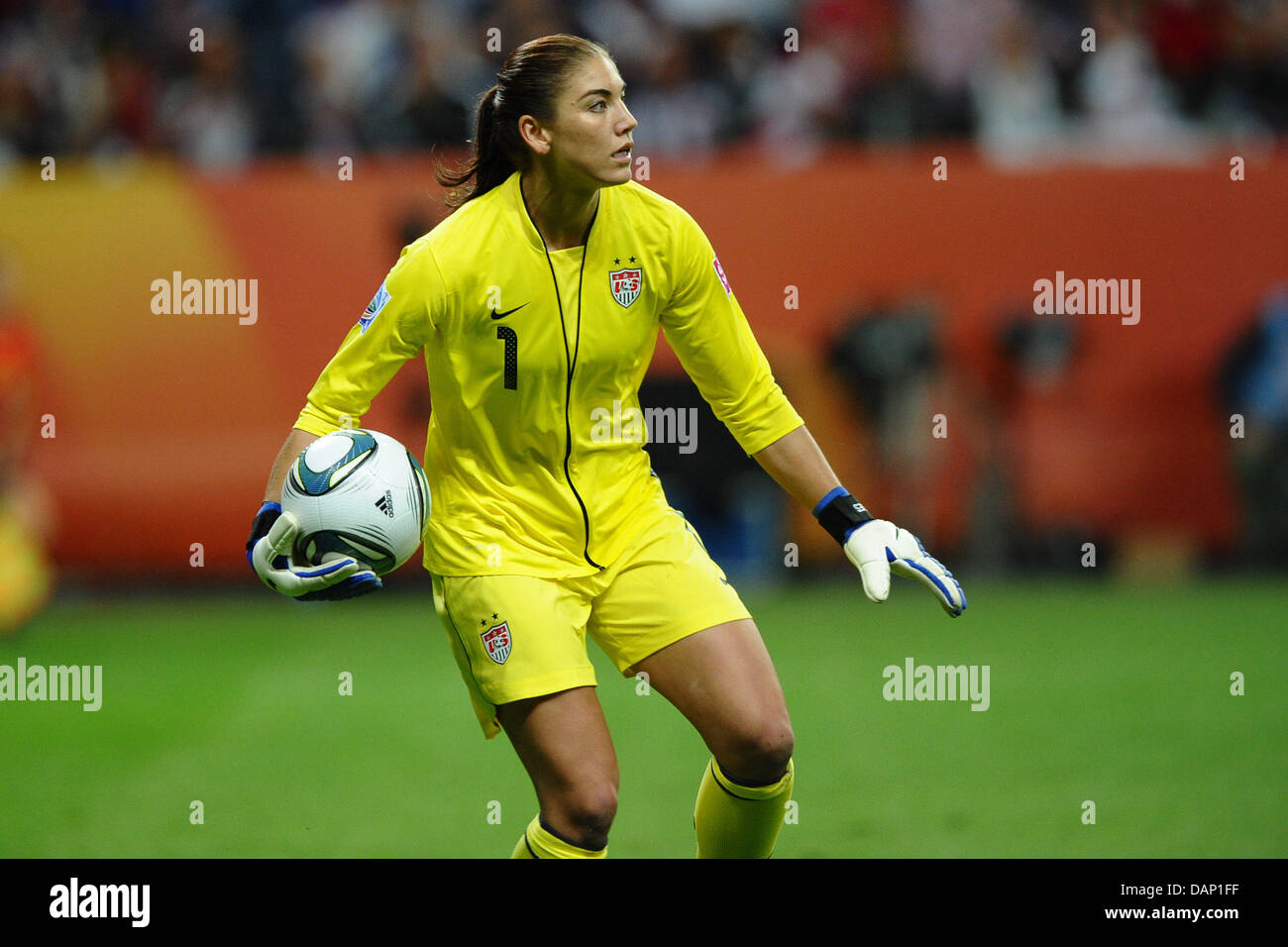 Goalkeeper Of The Us National Soccer Team Hope Solo Is Pictured During The Final Match Of The Fifa Women S World Cup In Frankfurt Main Germany 17 July 11 Photo Revierfoto Stock Photo Alamy Goalkeeper Of The Us National Soccer Team Hope Solo Is Pictured During The Final Match Of The Fifa Women S World Cup In Frankfurt Main Germany 17 July 11 Photo Revierfoto Stock Photo Alamy