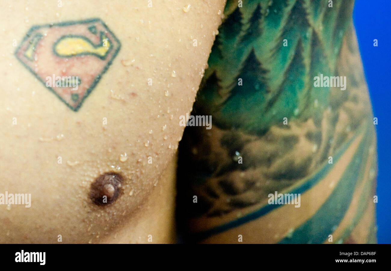 Superman tattoo hi-res stock photography and images - Alamy Superman tattoo hi-res stock photography and images - Alamy