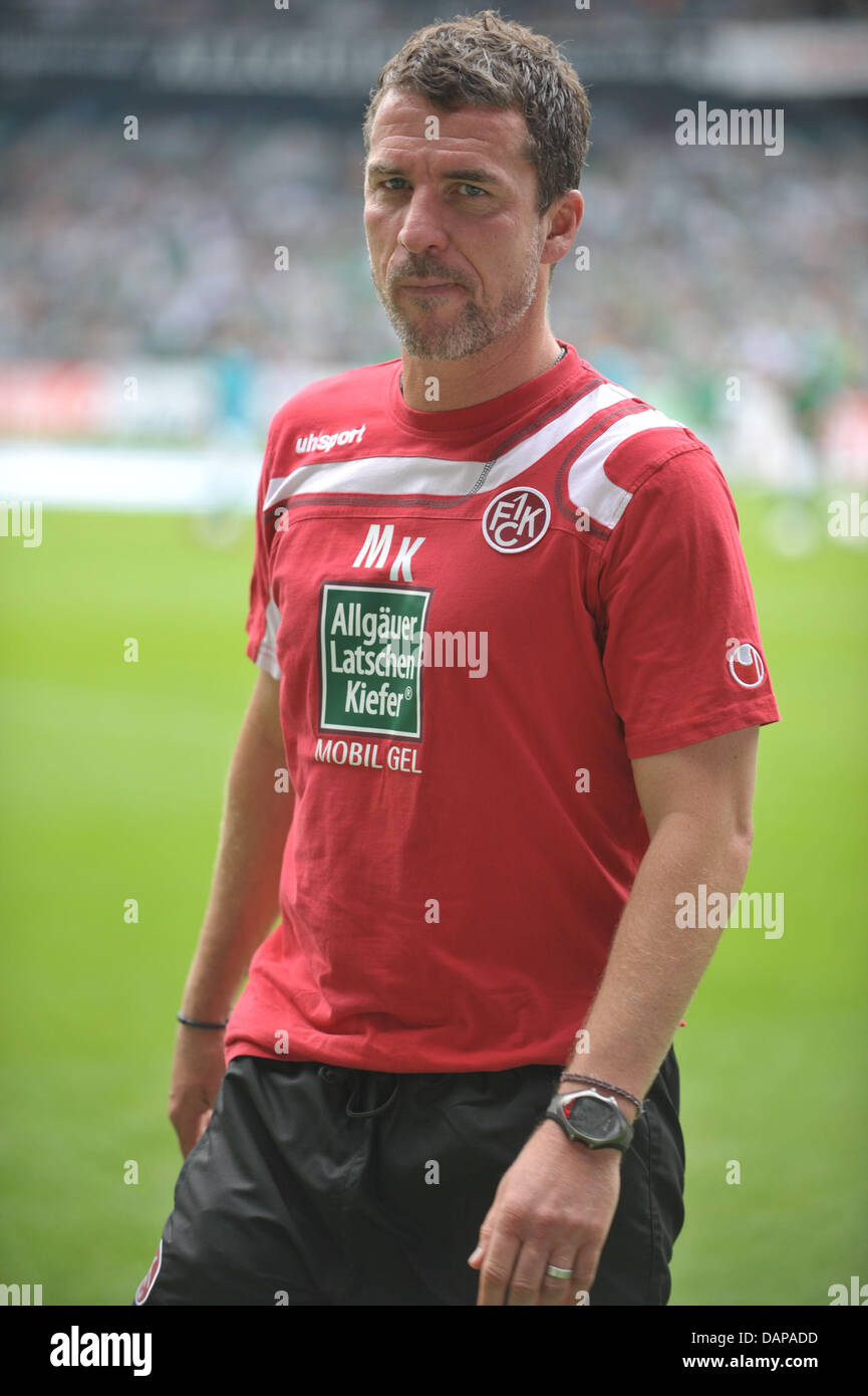 Kaiserslautern's head coach Marco Kurz is pictured during the Bundesliga match Werder Bremen against FC Kaiserslautern at the Weser stadium in Bremen, Germany, 06 August 2011. Photo: Carmen Jaspersen Stock Photo