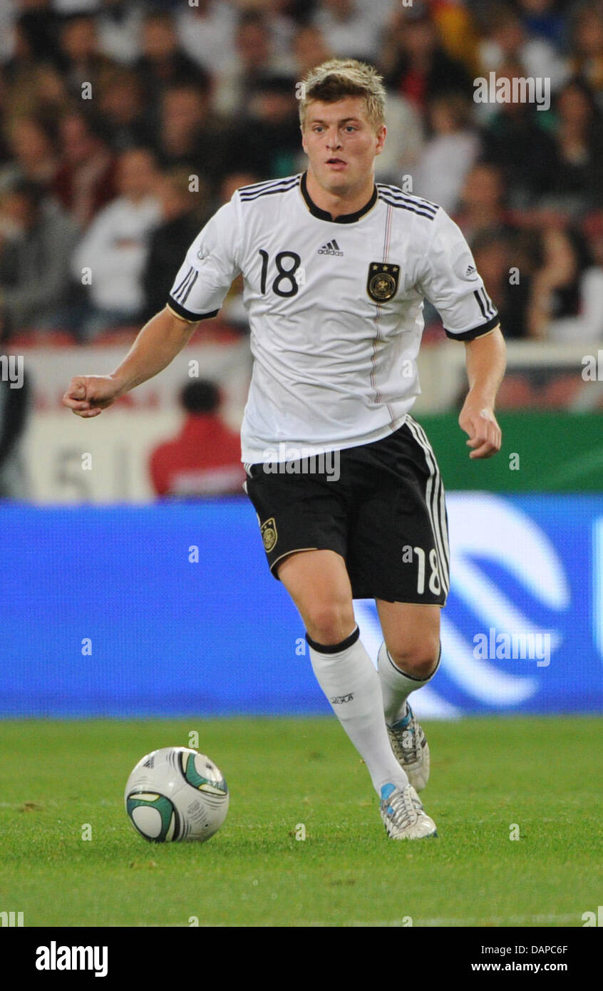 Germany's Toni Kroos in action during their international friendly soccer match Germany vs Brazil at Mercedes-Benz Arena in Stuttgart, Germany, 10 August 2011. Foto: Marijan Murat dpa/lsw  +++(c) dpa - Bildfunk+++ Stock Photo