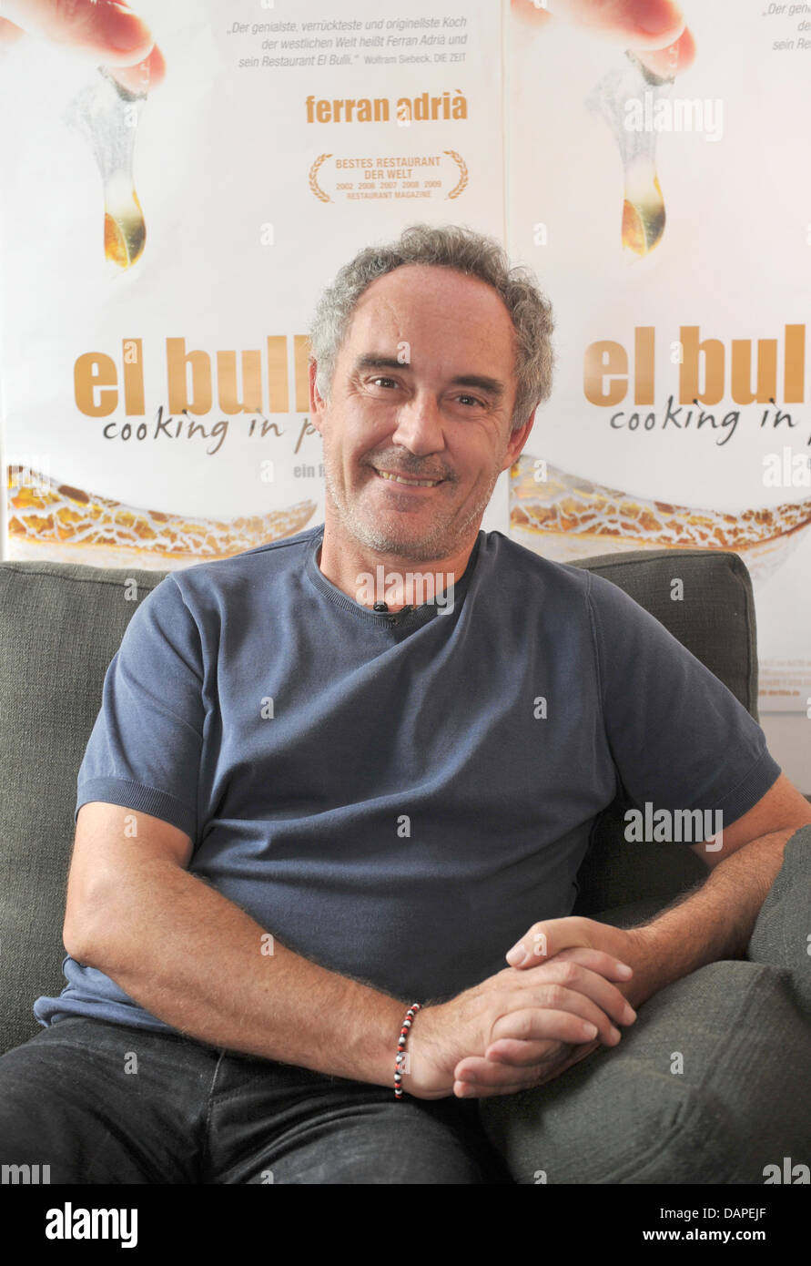Spanish 3-star chef Ferran Adria poses in Hotel Gat Point Charlie in Berlin, Germany, 15 August 2011. Adria was the chef at El Bulli restaurant in Roses on the Costa Brava, which closed on 30 July 2011. For the documentary film, 'El Bulli - Cooking in Progress', the chef was accompanied at work in his molecular gastronomy restaurant for a year and the film premieres Monday evening  Stock Photo