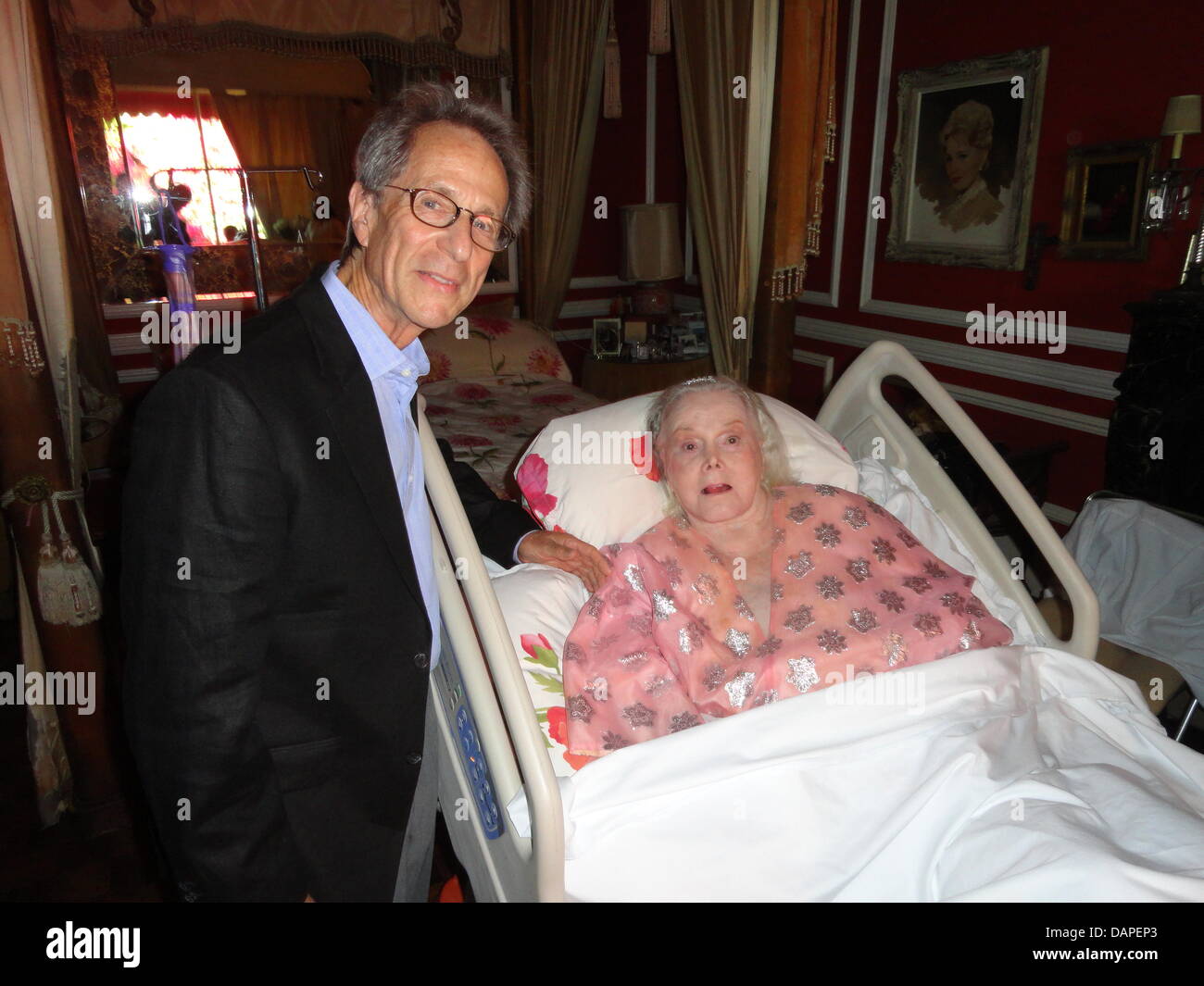 Judge Charles Rubin congratulates Zsa Zsa Gabor for her silver wedding with  Frederic Prince of Anhalt at her house in Bel Air, Los Angeles, USA, 14  August 2011. Twenty years ago, the