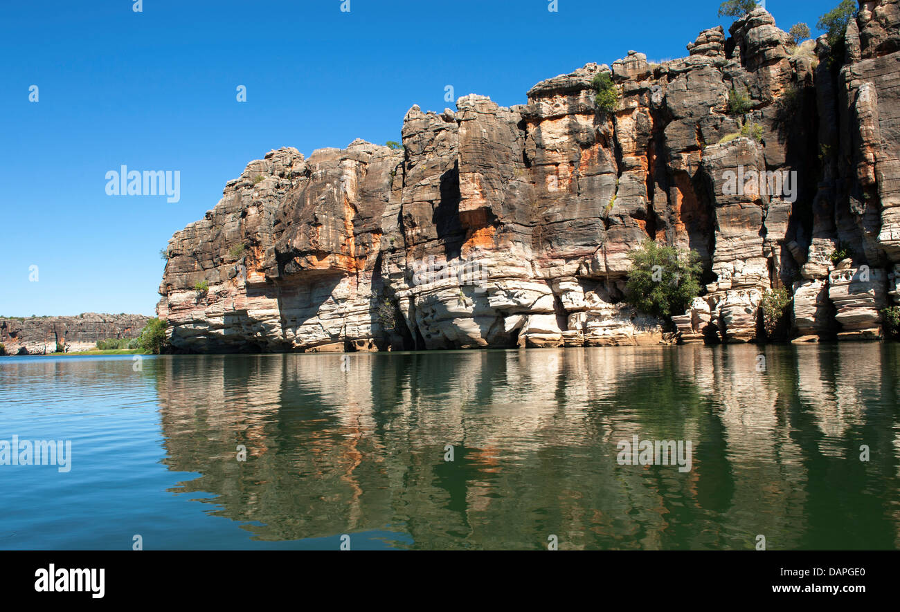 The Devonian limestone cliffs of Geilki Gorge, formed by the Fitzroy River in the Kimberley of Western Australia Stock Photo