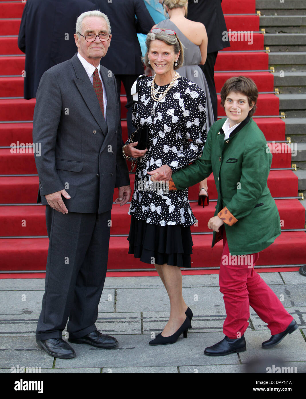 Donata, Duchess of Oldenburg (C), her daughter Princess Cornelie