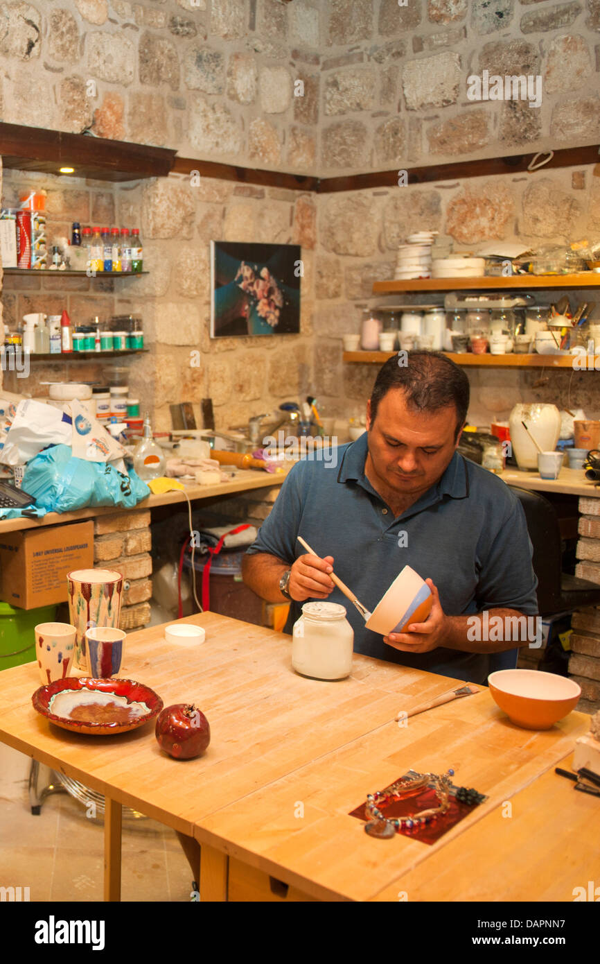 Türkei, Antalya-Stadt, Kaleici, Altstadt, Ayhan Ünal Keramik Atelier Stock Photo