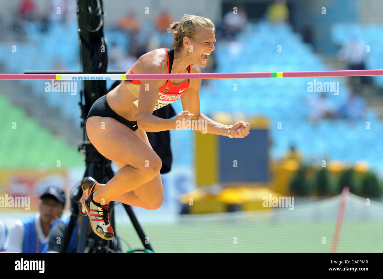 Jennifer Oeser of Germany reacts in High Jump event of the Heptathlon competition at the 13th IAAF World Championships in Athletics, in Daegu, Republic of Korea, 29 August 2011. Photo: Rainer Jensen dpa  +++(c) dpa - Bildfunk+++ Stock Photo