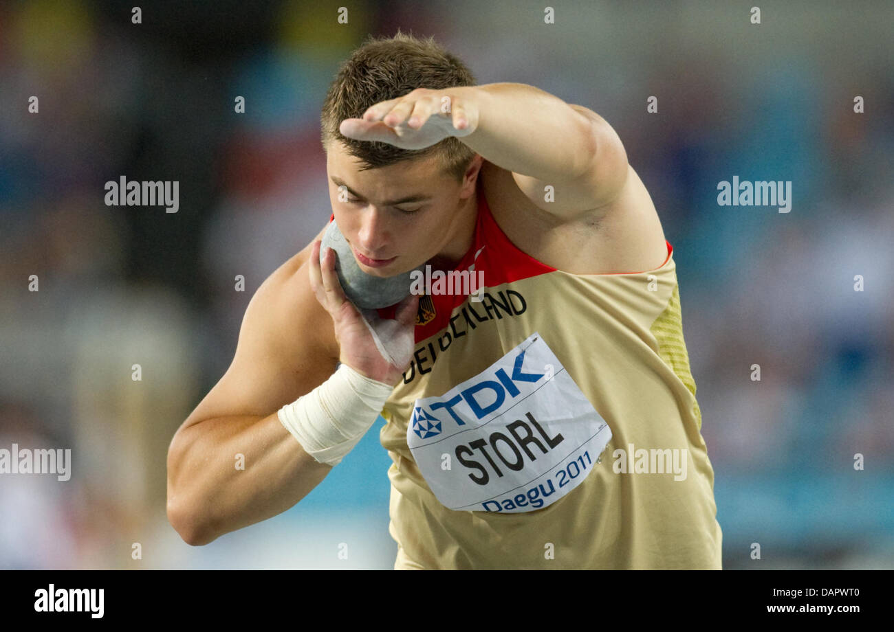 David Storl of Germany competes in the Shot Put final at the 13th IAAF World Championships in Daegu, Republic of Korea, 02 September 2011. He finished first place and won the gold medal. Photo: Bernd Thissen dpa  +++(c) dpa - Bildfunk+++ Stock Photo