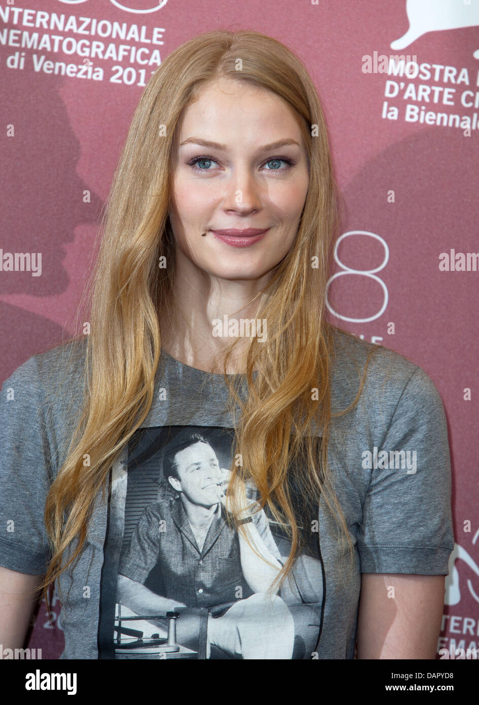 Svetlana Hodchenkova. Biography of a good actress and a beautiful woman Svetlana Hodchenkova. Biography of a good actress and a beautiful woman