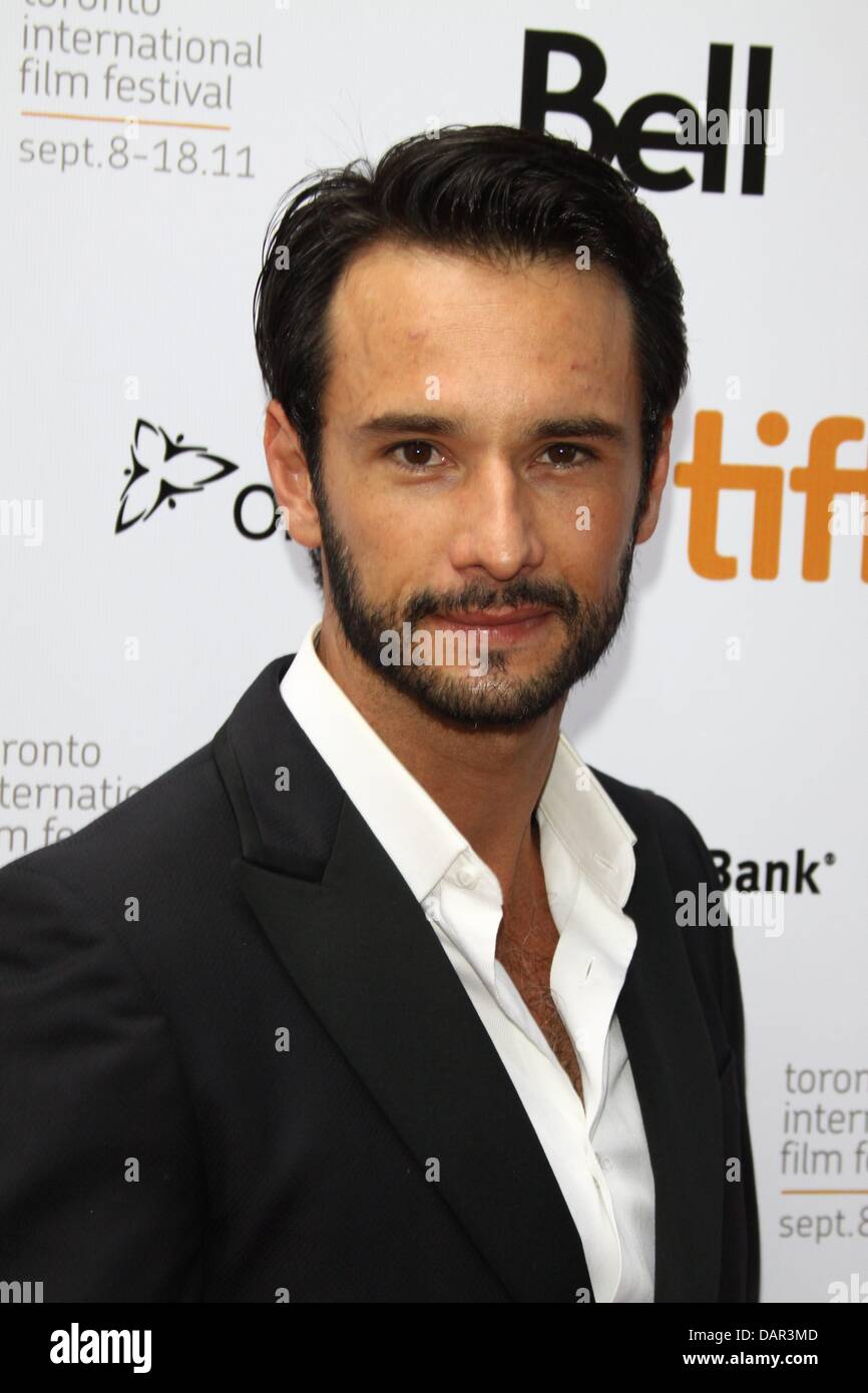 Brasilian actor Rodrigo Santoro attends the premiere of "Machine Gun