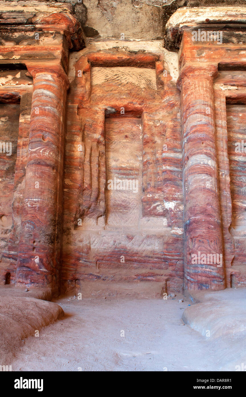 Petra archaeological site hi-res stock photography and images - Alamy