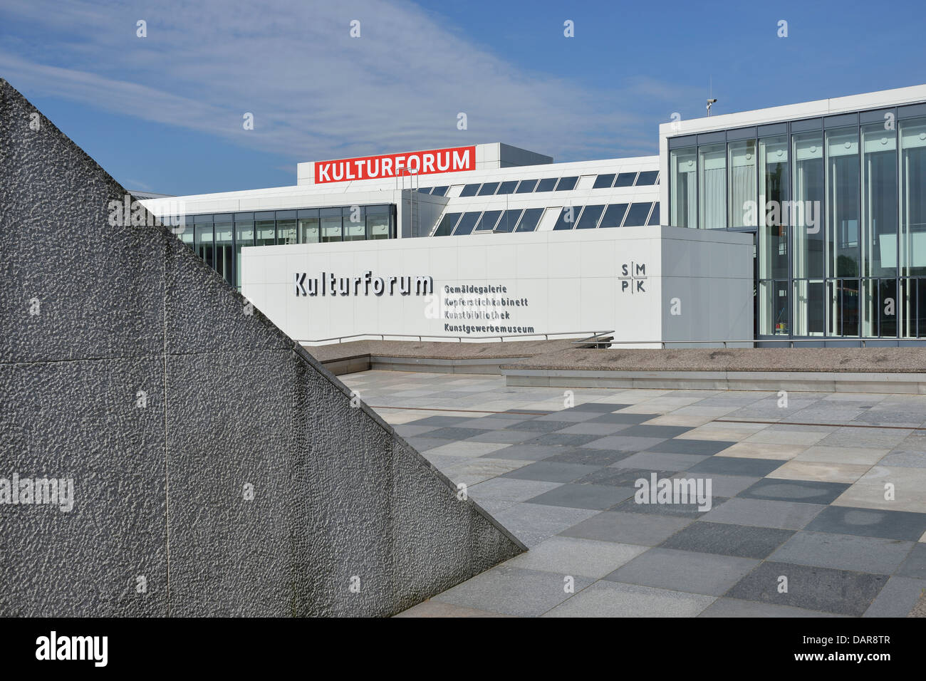 Berlin. Germany. Kulturforum housing the Gemaldegalerie, Kupferstichkabinett, Kunstbibliothek & Kunstgewerbemuseum. Stock Photo