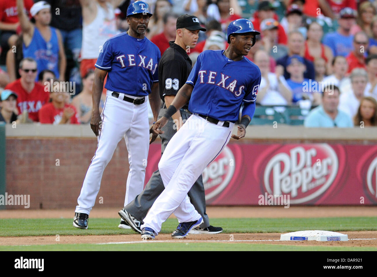 Rounding third hi-res stock photography and images - Alamy