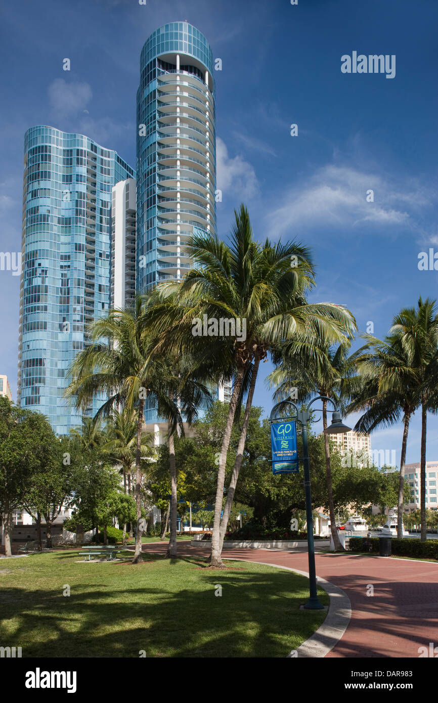 TALL BUILDINGS LAS OLAS RIVERFRONT NORTH NEW RIVER DOWNTOWN FORT LAUDERDALE FLORIDA USA Stock Photo