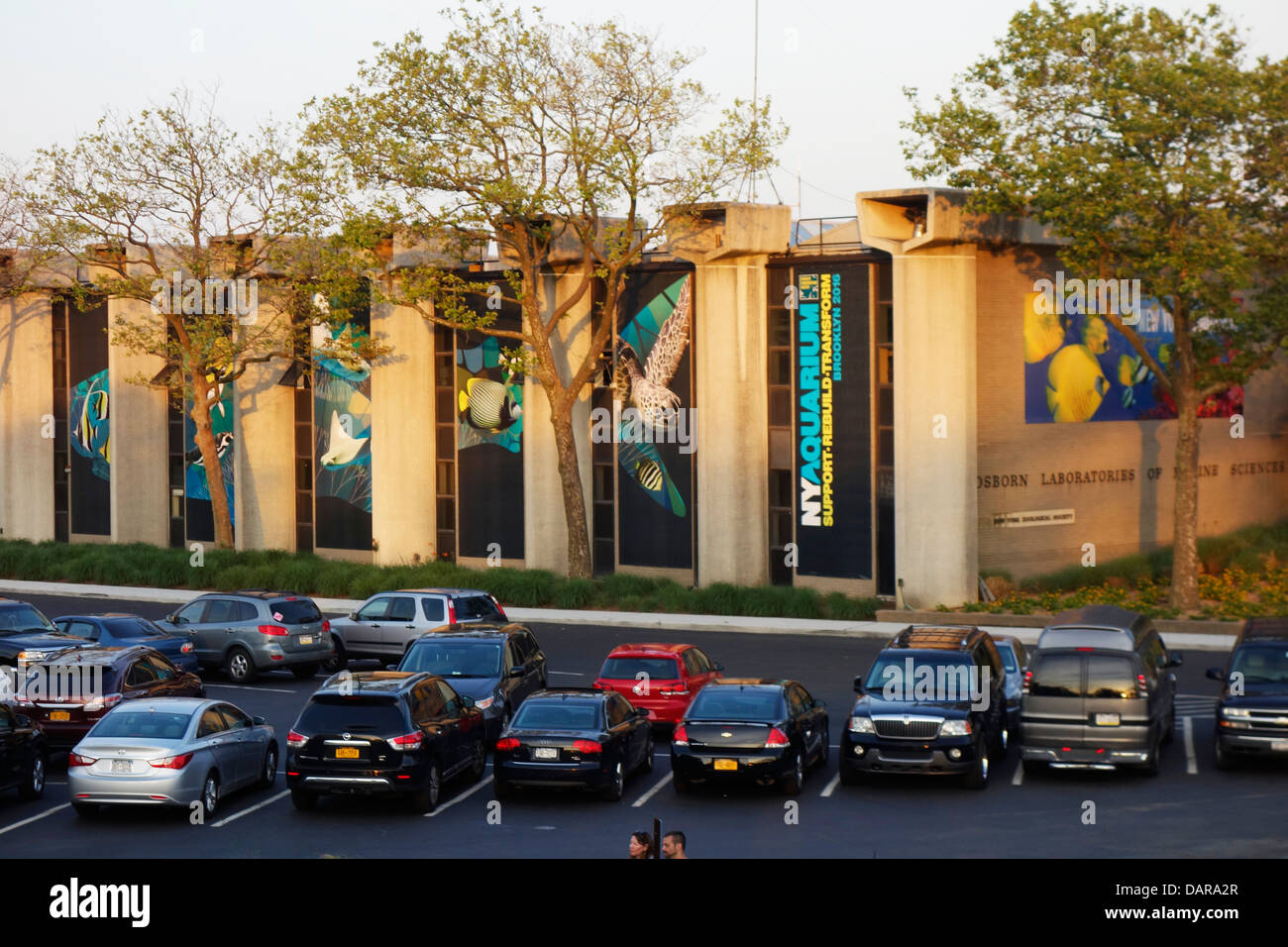 Empty parking lot in new york hires stock photography and images Alamy