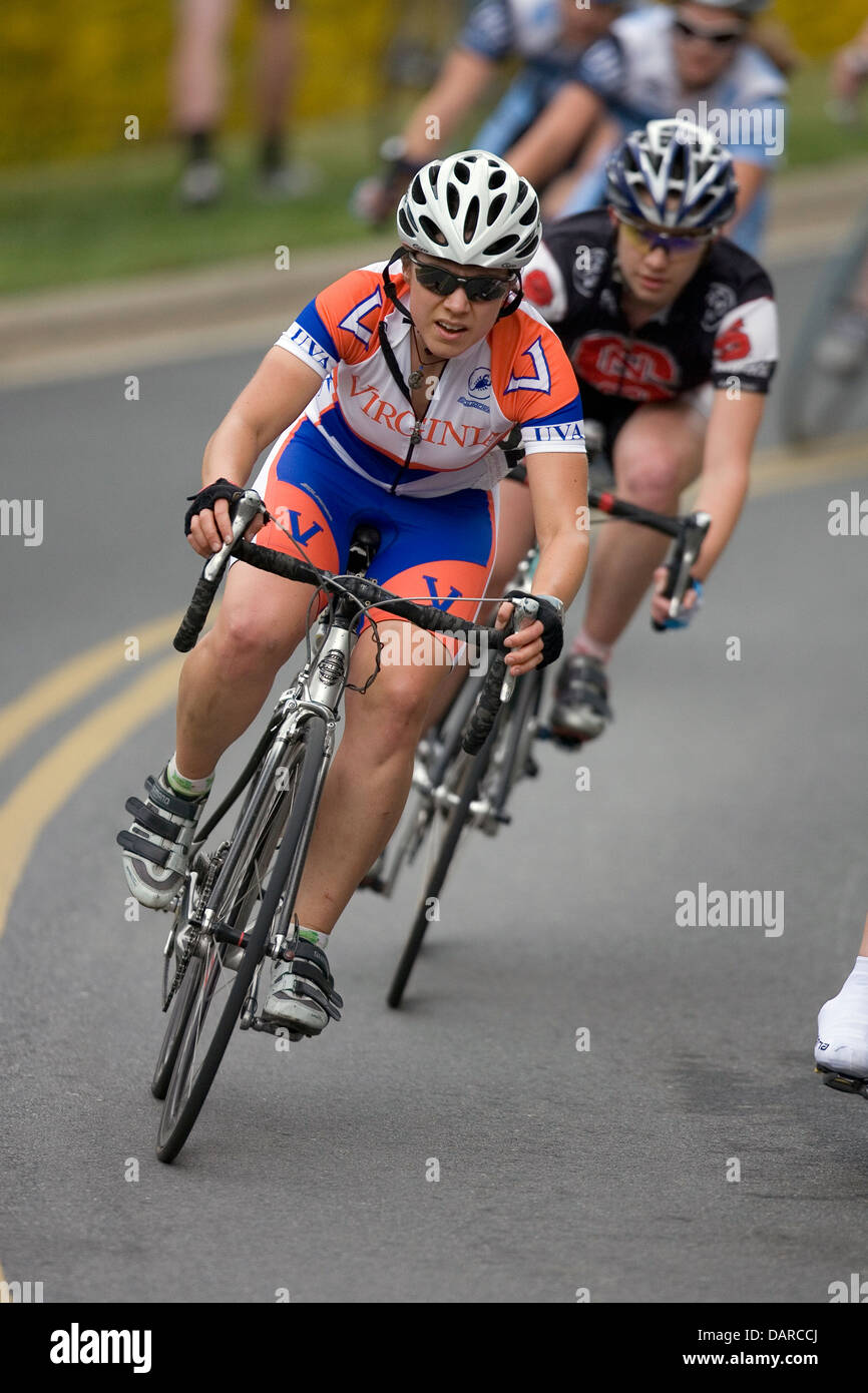 Women bike race hi-res stock photography and images - Alamy