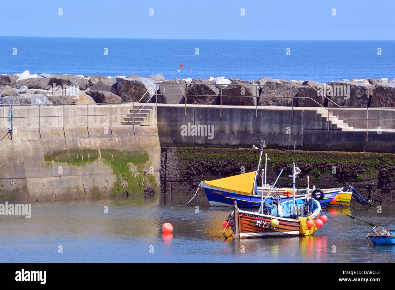Water boat boats craft hi-res stock photography and images - Alamy