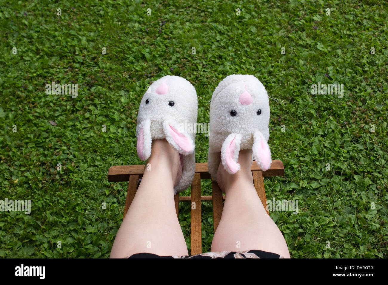 bunny feet slippers