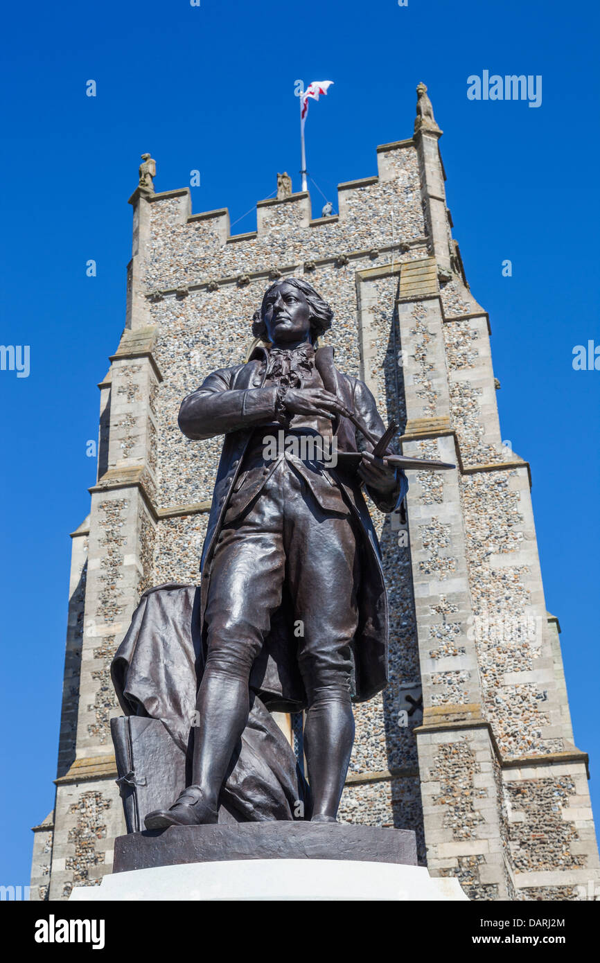 England, Suffolk, Sudbury, Thomas Gainsborough Statue and St.Peters