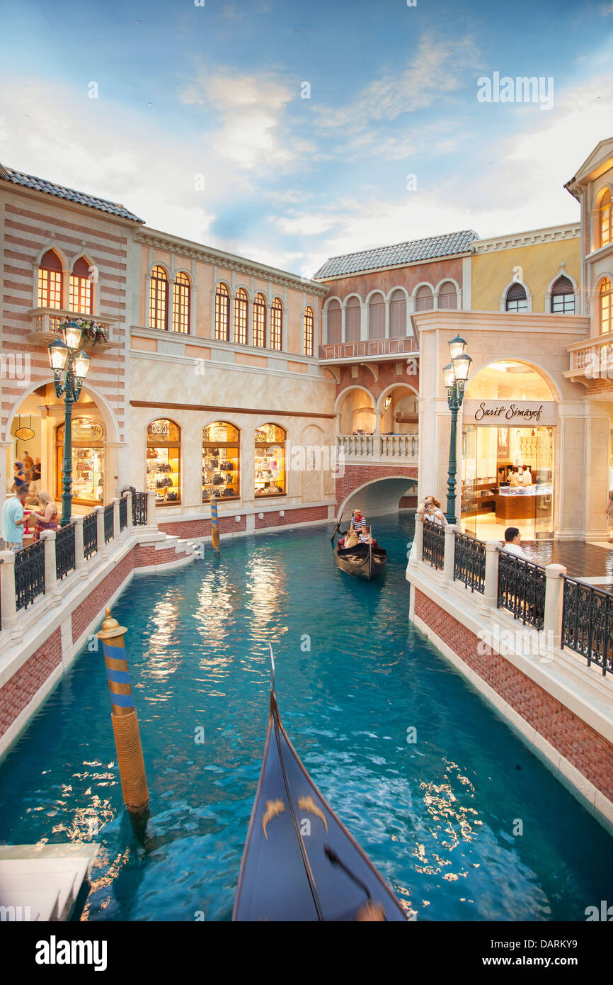 Las vegas hotels hi-res stock photography and images - Alamy
