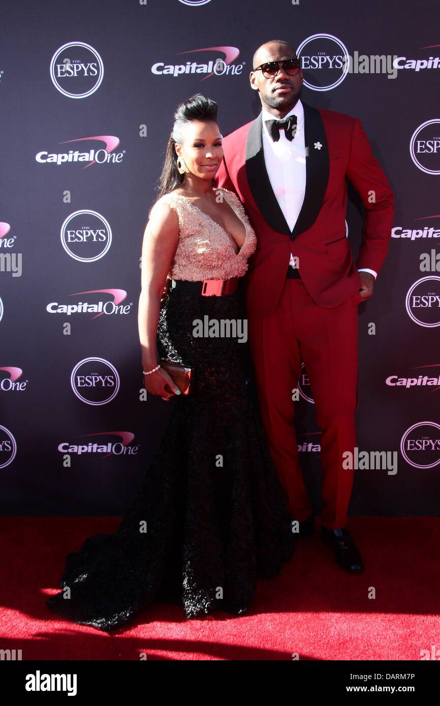 Lebron James And Savannah Brinson Hi-res Stock Photography And Images 