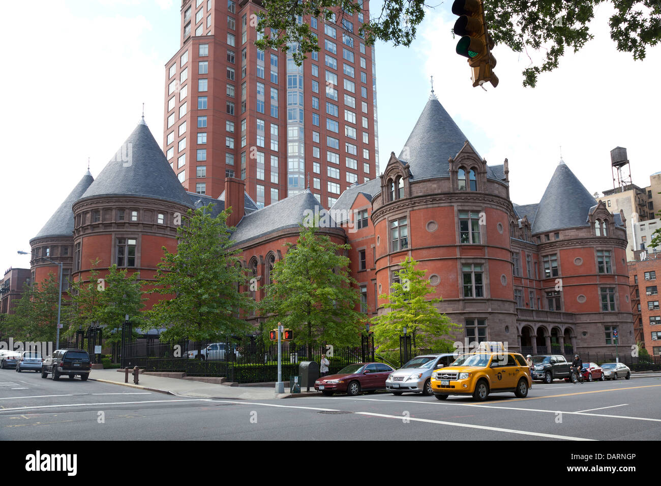 The former New York Cancer Hospital, now luxury condominiums in New York City Stock Photo