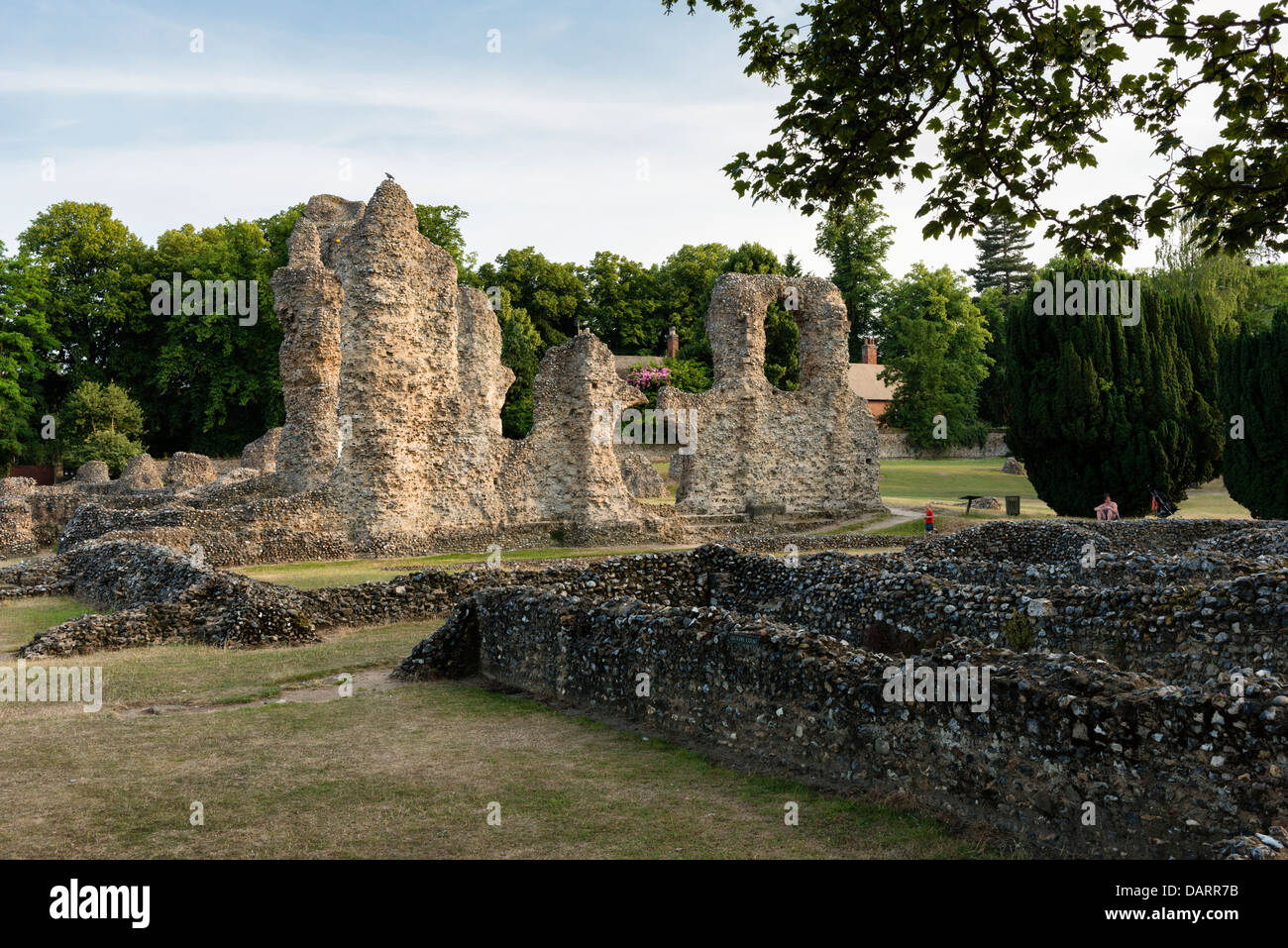 Bury St Edmunds Abbey Ruins Stock Photo Alamy