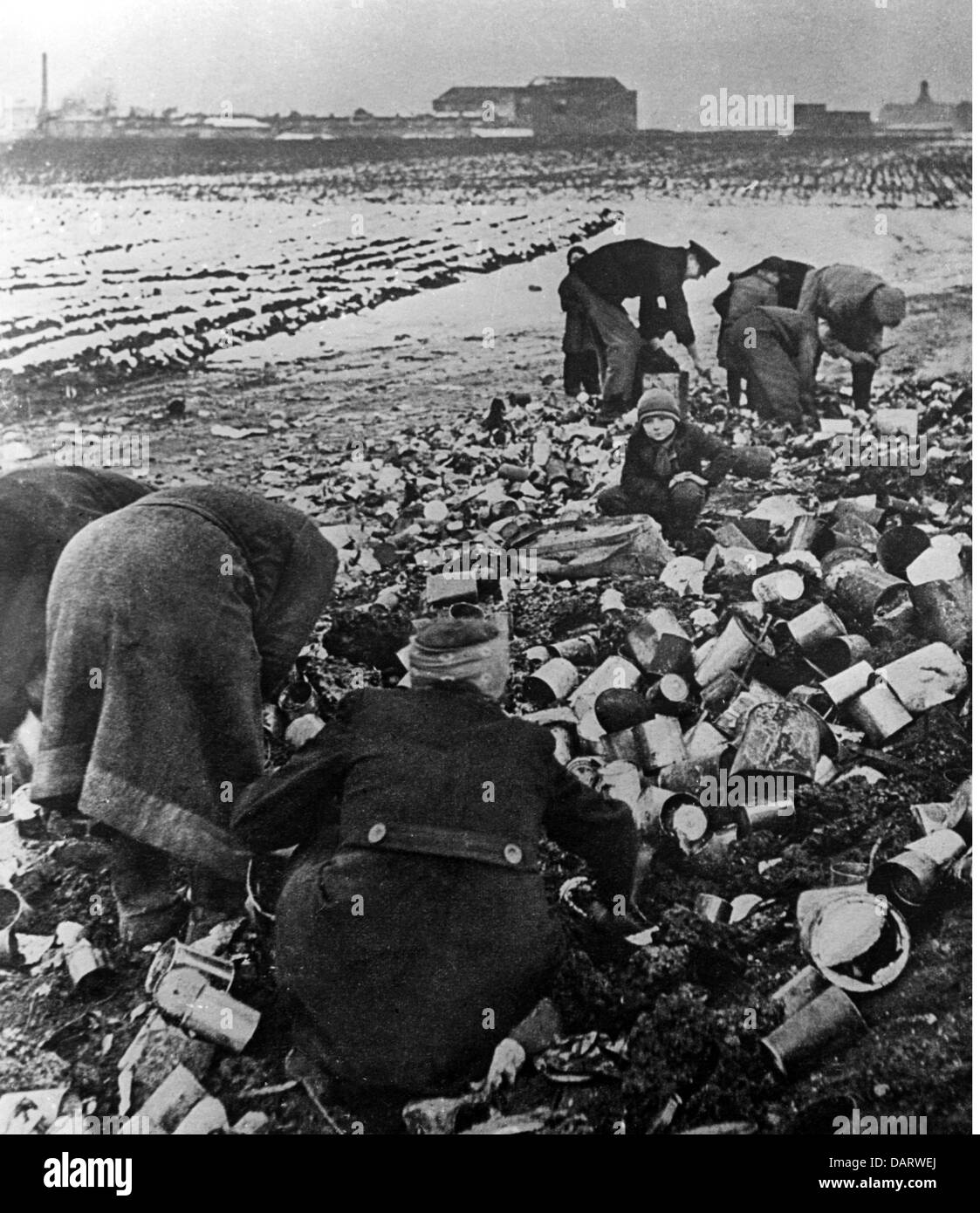 post war period, misery and hardship, Germany, food shortage, people