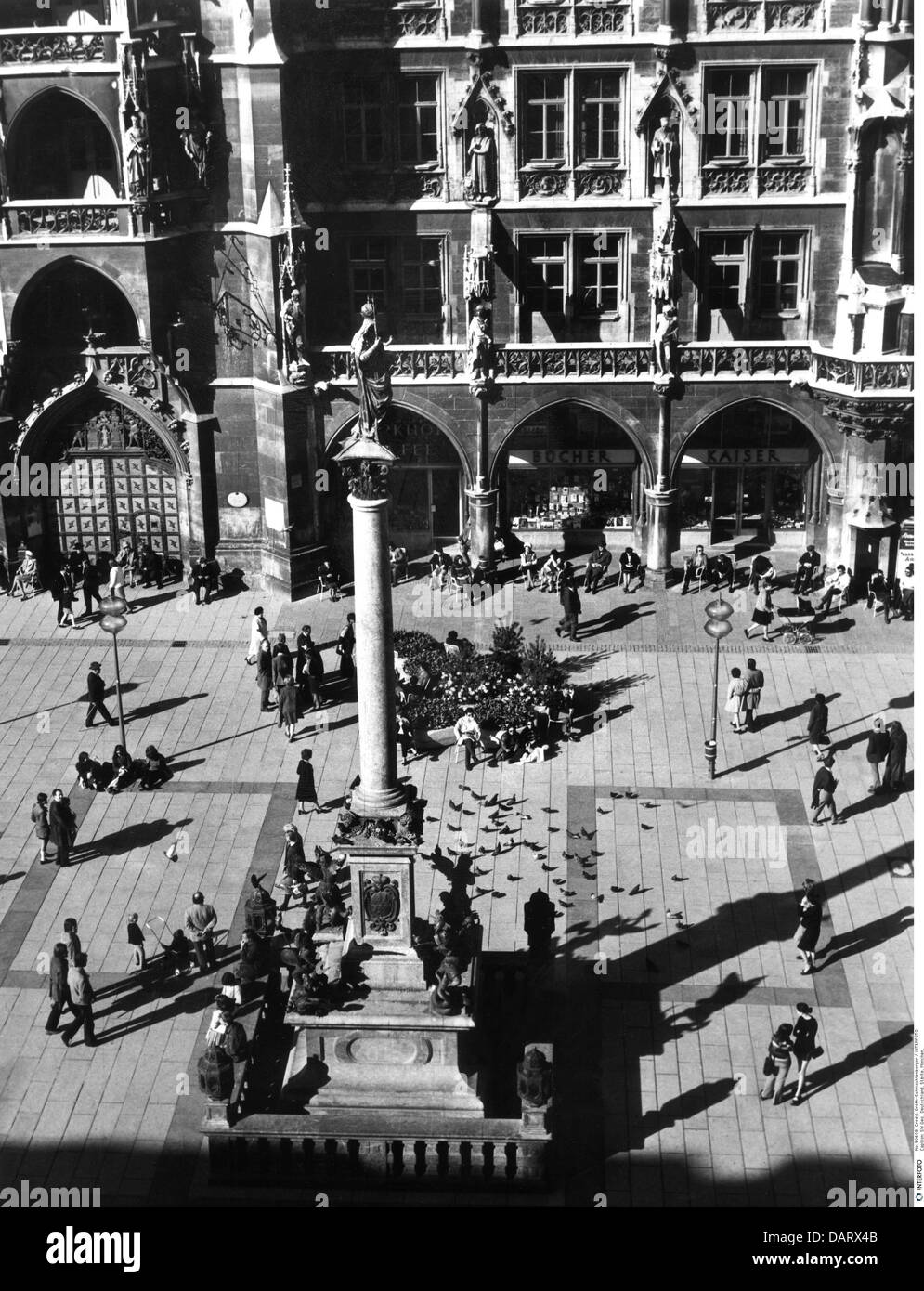 geography / travel, Germany, Munich, Marienplatz, plague column, 1960s, Additional-Rights-Clearences-Not Available Stock Photo