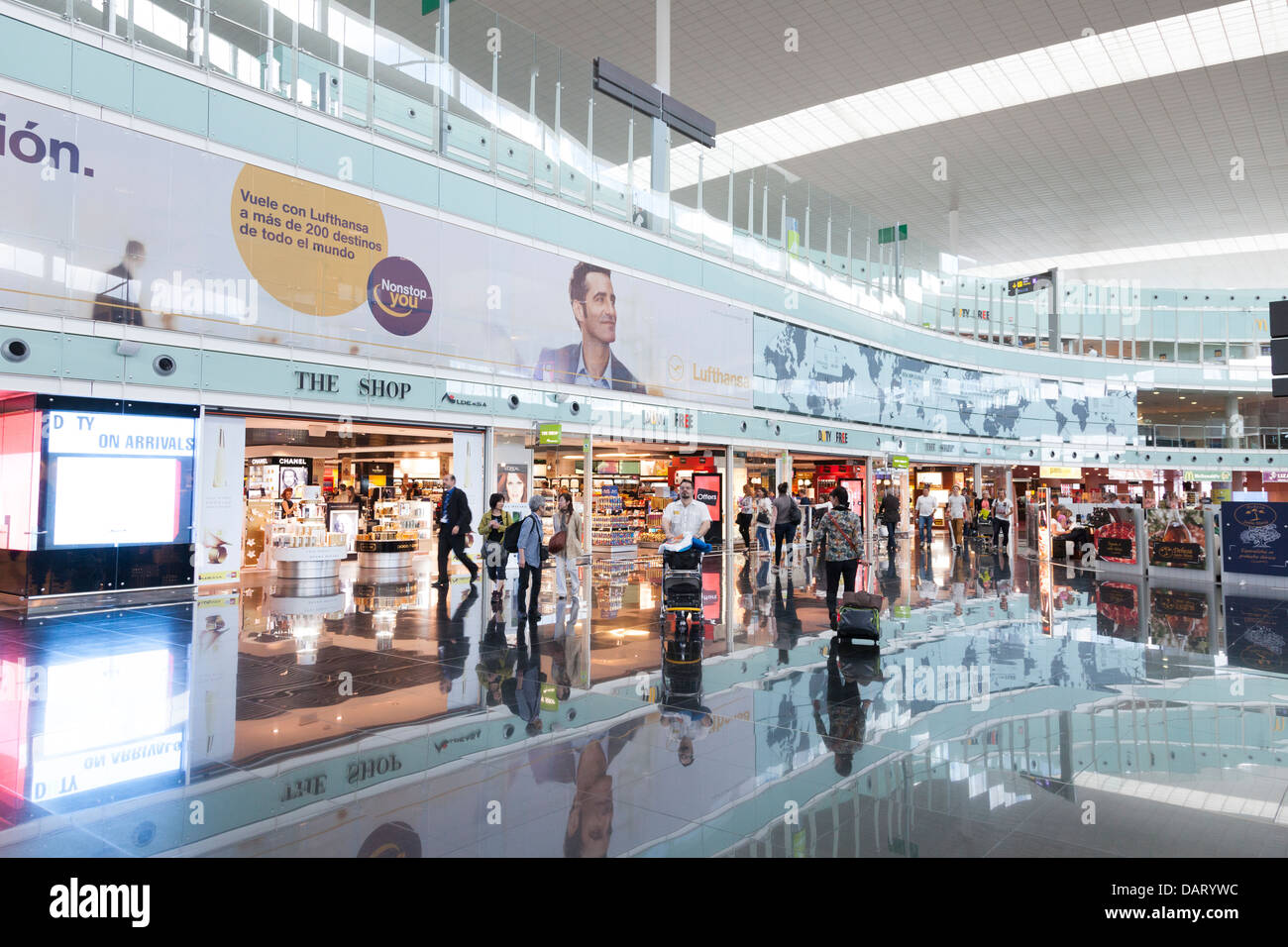 Barcelona airport, Spain store business Stock Photo - Alamy