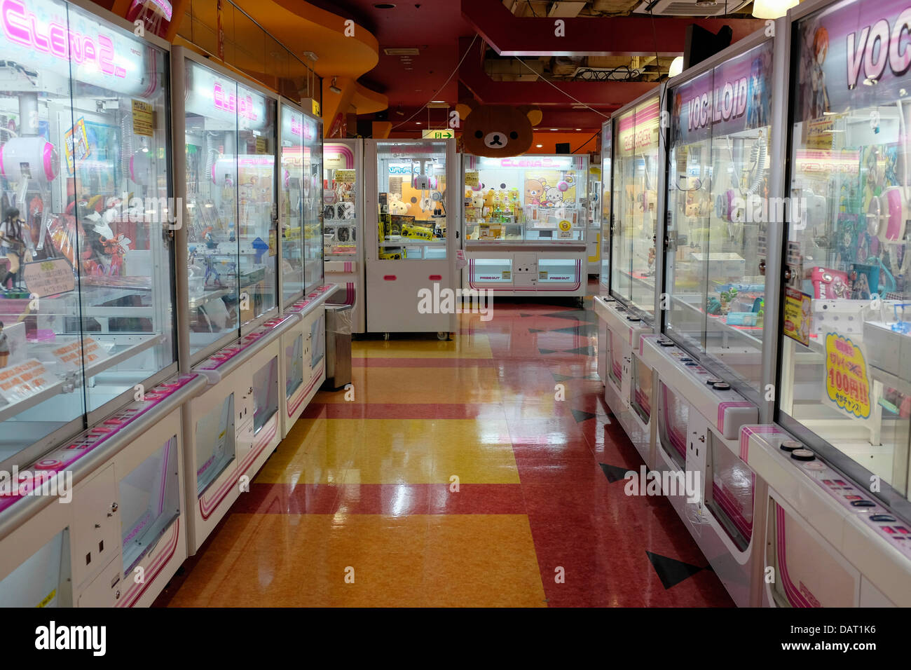 A Claw Crane Game Arcade in Dotonburi, Osaka, Japan Stock Photo Alamy