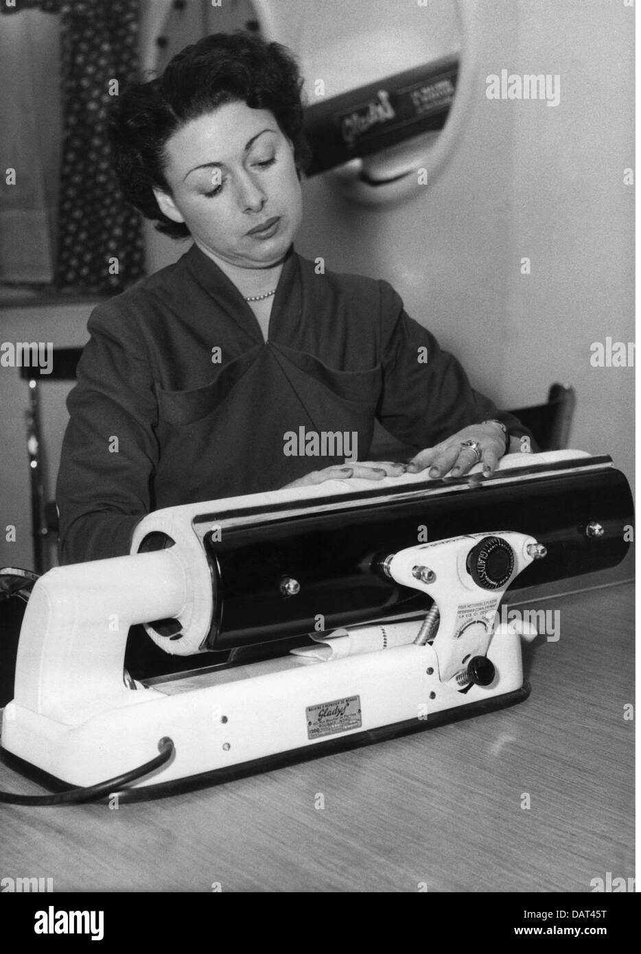 Woman ironing 1950's hires stock photography and images Alamy