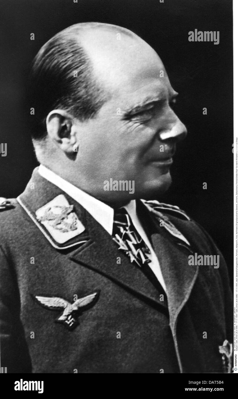 Udet, Ernst, 26.4.1896 - 17.11.1941, German aviator, officer, portrait, 1940 / 1941, Stock Photo