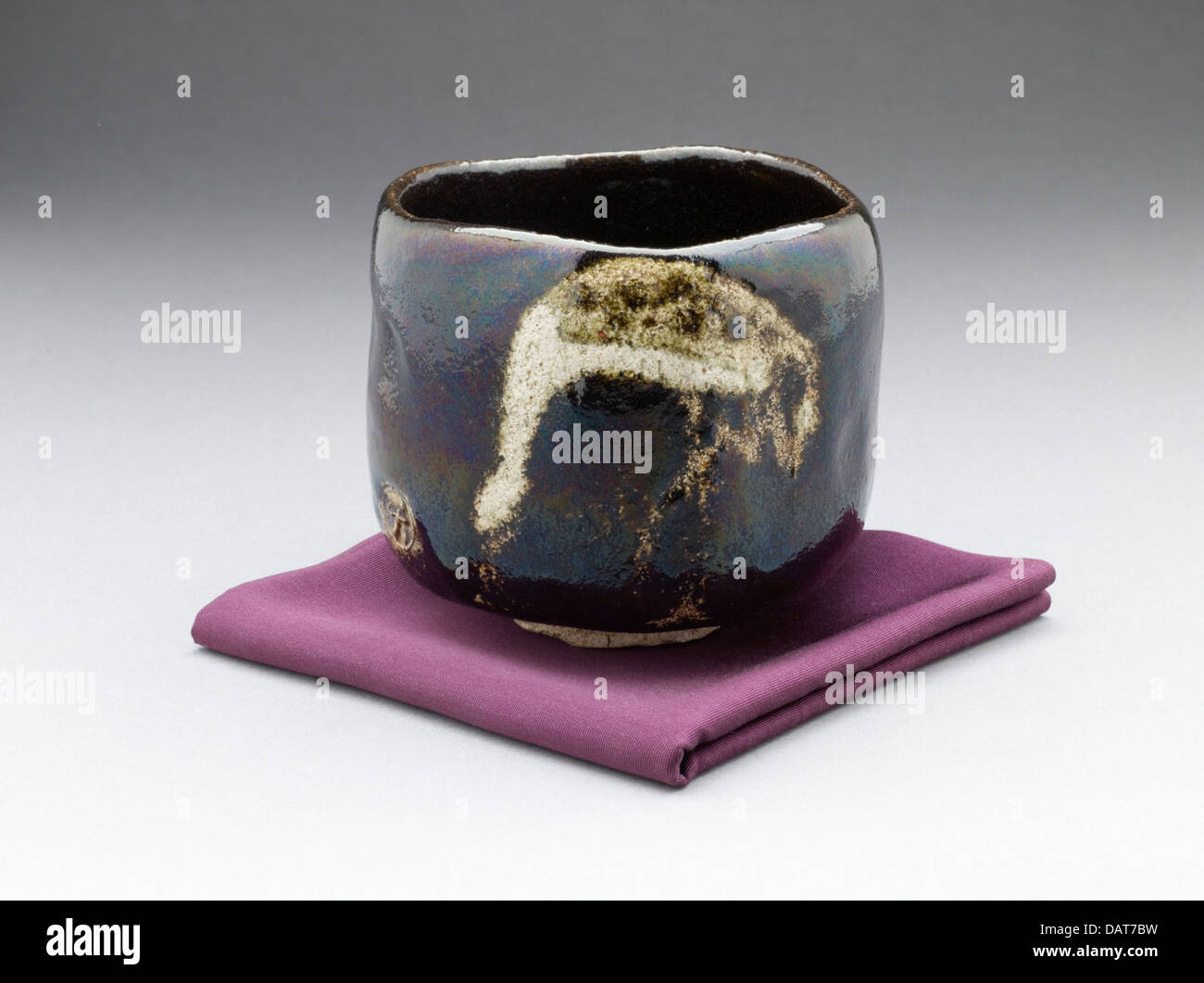 Black Raku Teabowl 'Shorei' (Aged Pine) with Crane Design M.2007.7.2 (5 ...