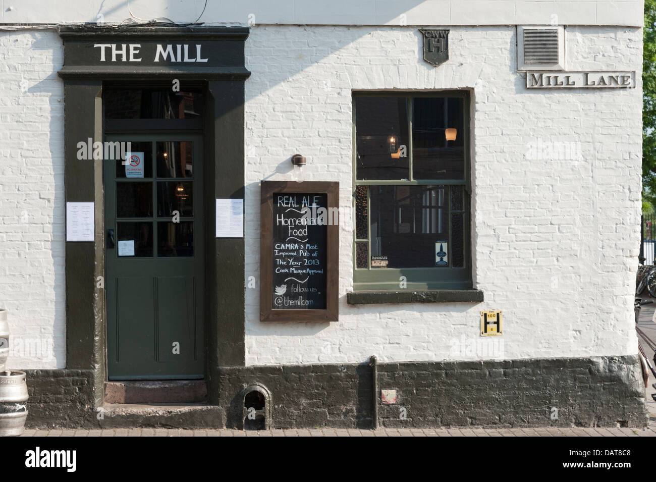 The Mill Pub Mill Lane Cambridge UK Stock Photo Alamy
