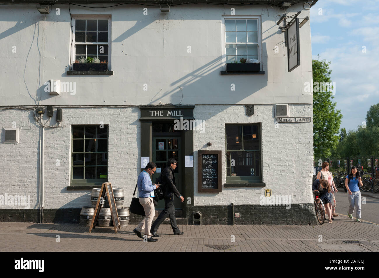 The Mill Pub Mill Lane Cambridge UK Stock Photo Alamy