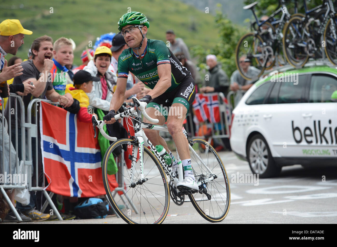 18.07.2013. Gap - L'Alpe d'Huez. 2013 Tour de France cycling. Europcar  2013, Voeckler Thomas, L'Alpe d'Huez Stock Photo - Alamy