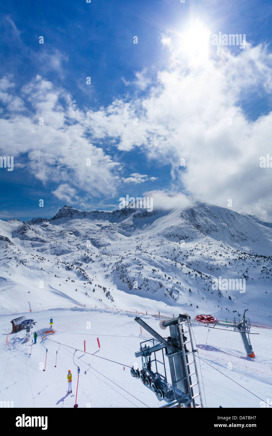 Small ski lift in hi-res stock photography and images - Alamy